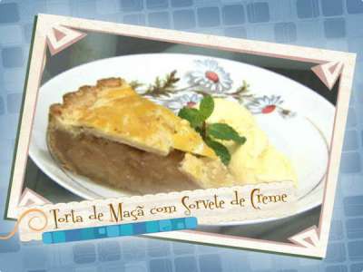 Torta de Maça com Sorvete de Creme
